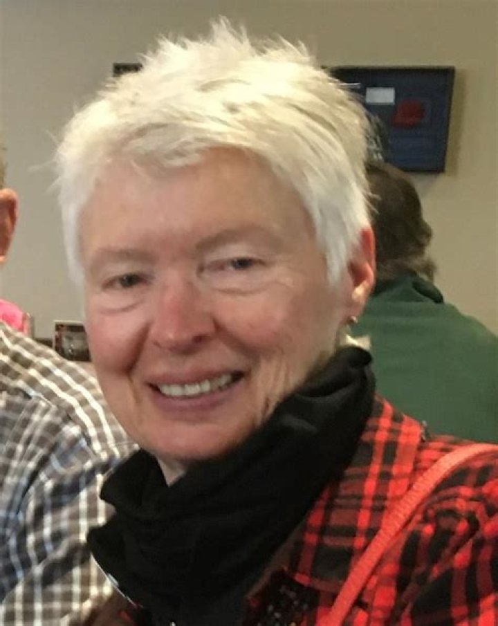 Breaking barriers Peggy Simons, a role model for women in engineering