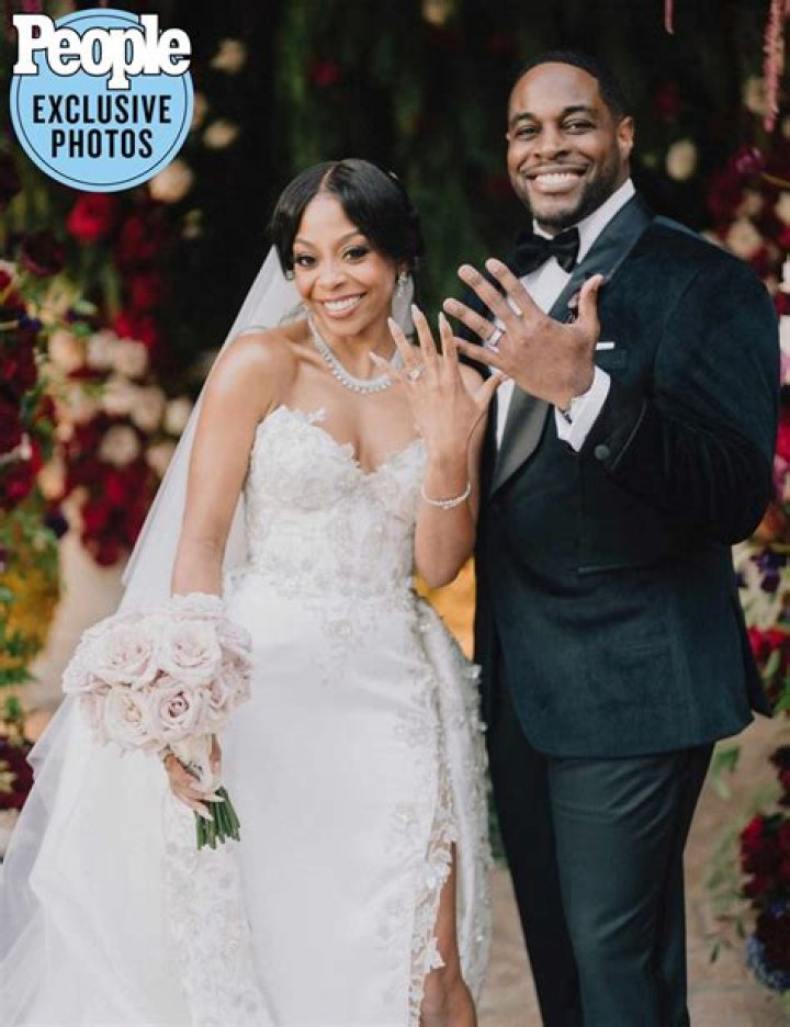Bresha Webb Marries Nick Jones Jr. in 'Old Hollywood' Wedding