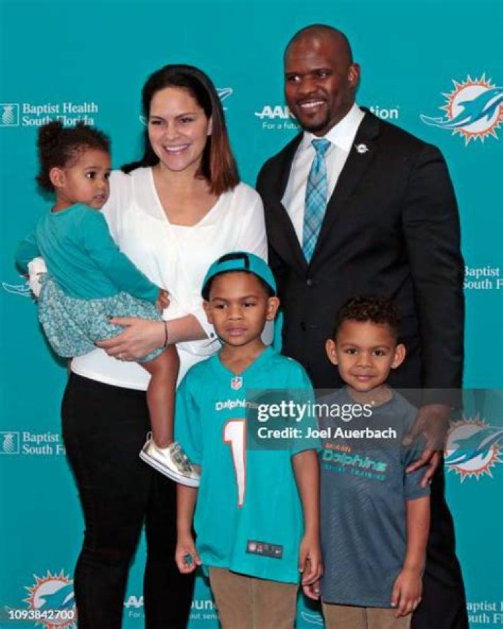Brian Flores&rsquo; Wife Jennifer Flores (Bio, Wiki) Nfl coaches, Jennifer