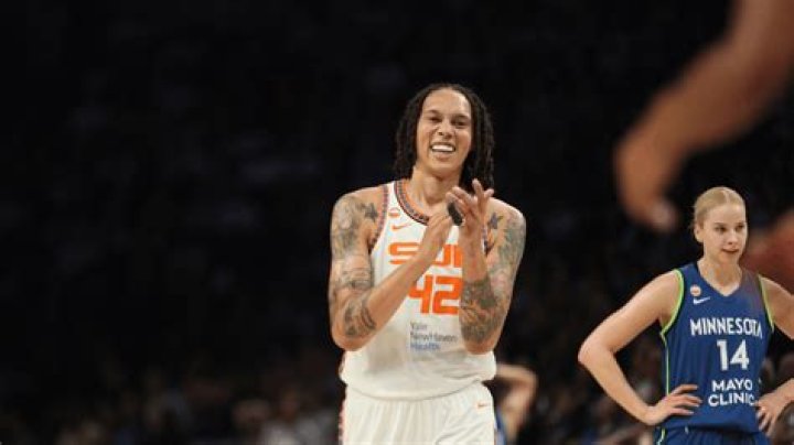 Brittney Griner's father Raymond Griner speaks with FOX 26 on daughter