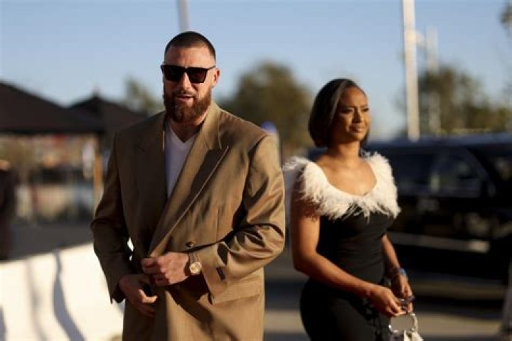 Broadcaster Babe! Meet Travis Kelce&rsquo;s ExGirlfriend Kayla Nicole Amid