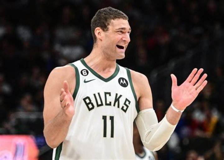 Brook Lopez to return to Bucks' lineup M... DayBreakWeekly UK