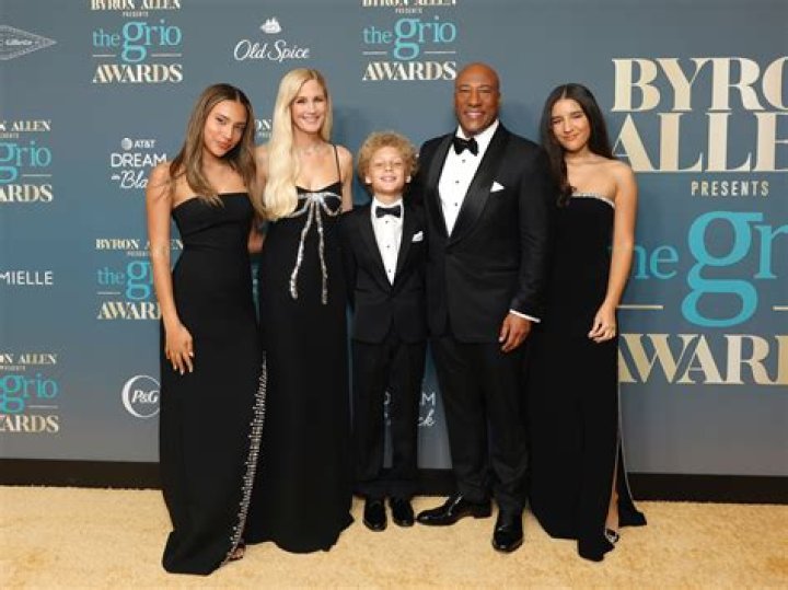 Byron Allen in 1st Annual Baby2Baby Gala Arrivals Zimbio