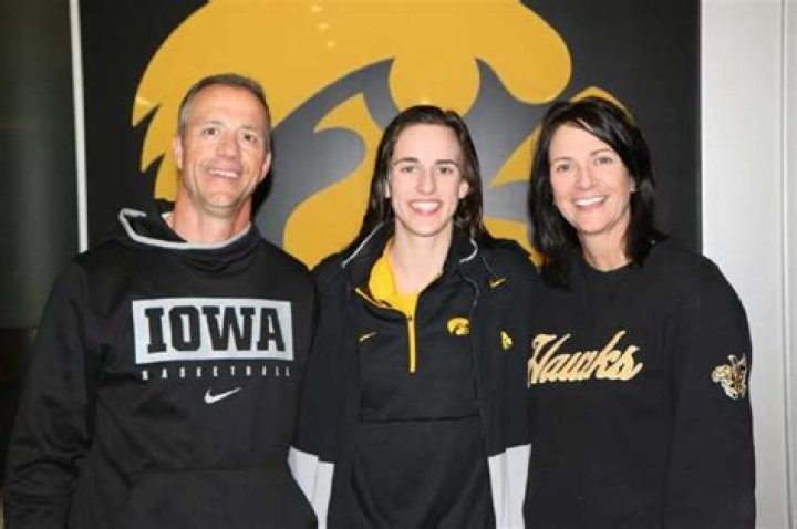 Caitlin Clark Parents, Age, Height, Net Worth, Wiki