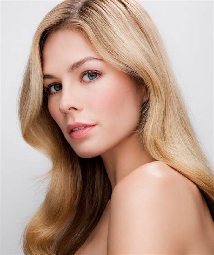 Caitlin Manley Super Models