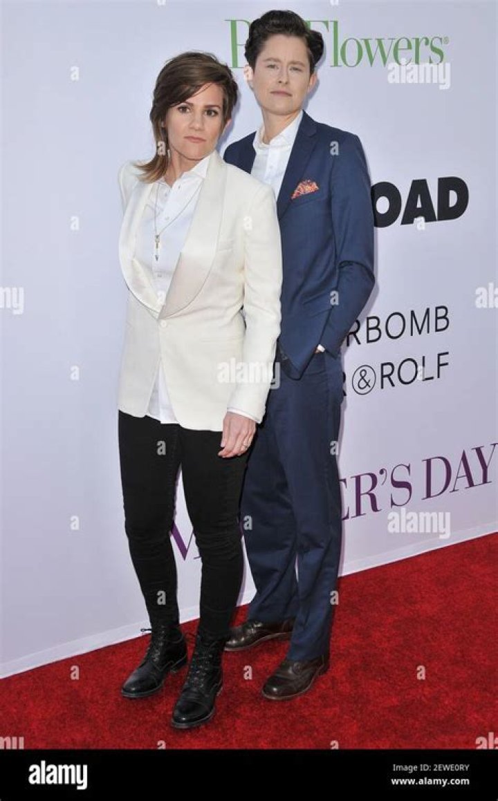 Cameron Esposito And Rhea Butcher Talk 'Take My Wife', Paul Feig And