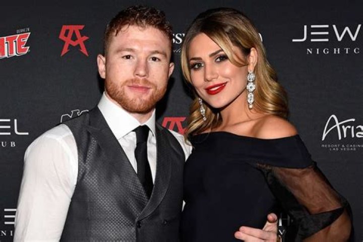 Canelo wife Meet Canelo Alvarez's model wife Fernanda Gomez who has 1m