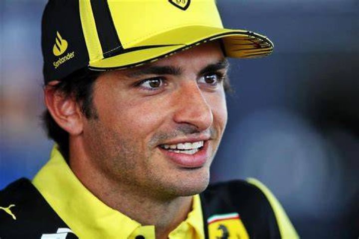 Carlos Sainz to walk away from Ferrari next year