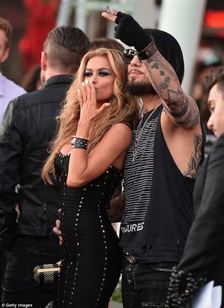 Carmen Electra touches tongues with exhusband Dave Navarro in LA