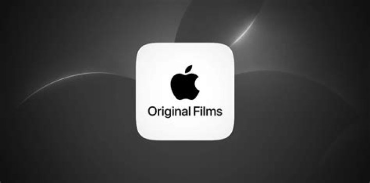 Carsyn Rose Apple Original Films' "Luck" Premiere Magarila