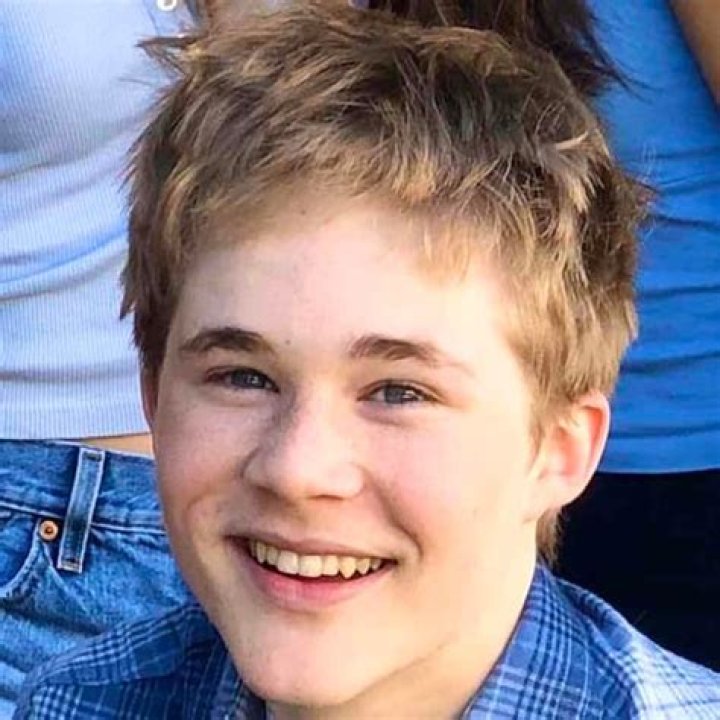 Casey Simpson Age Height Weight wiki Networth and More