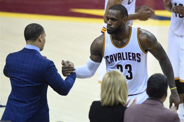 Cavaliers coach Tyronn Lue and his uncle formed lasting bond over
