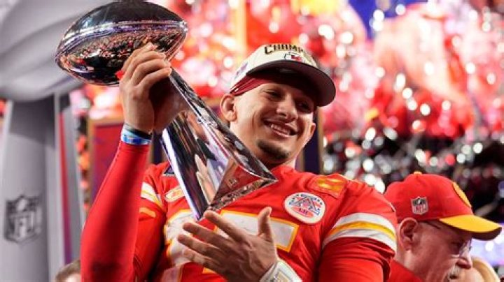 Cecilia Champion Chung NFL Patrick Chung's Wife (Bio, Wiki)