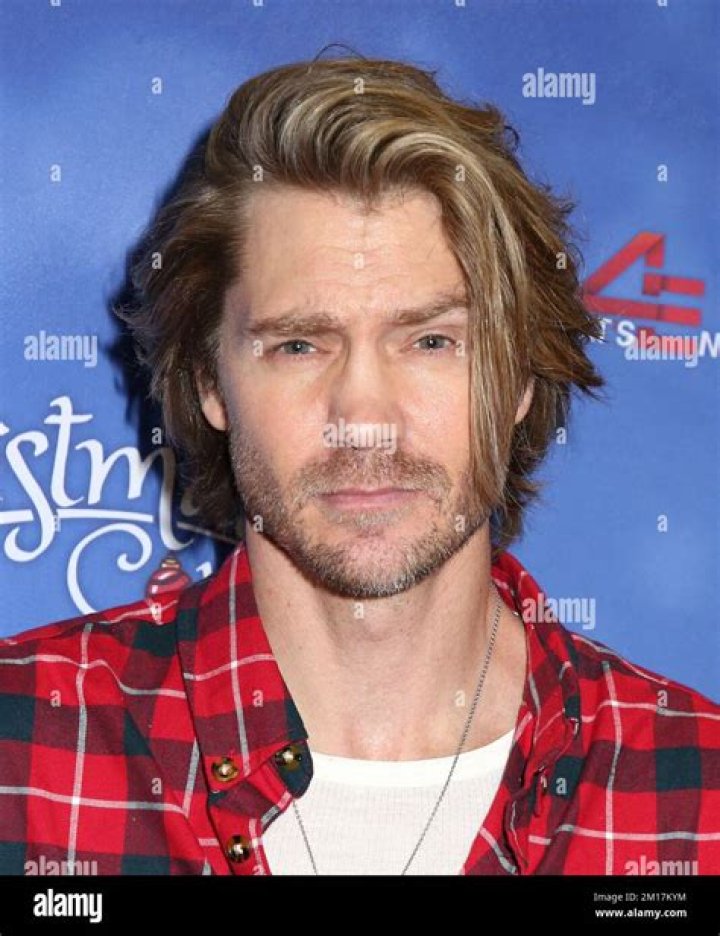 Chad Michael Murray Says &ldquo;He Thought He Was So Cool&rdquo; in 2005, But Was