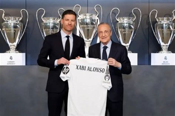 Chavi Alonso & family (met afbeeldingen)