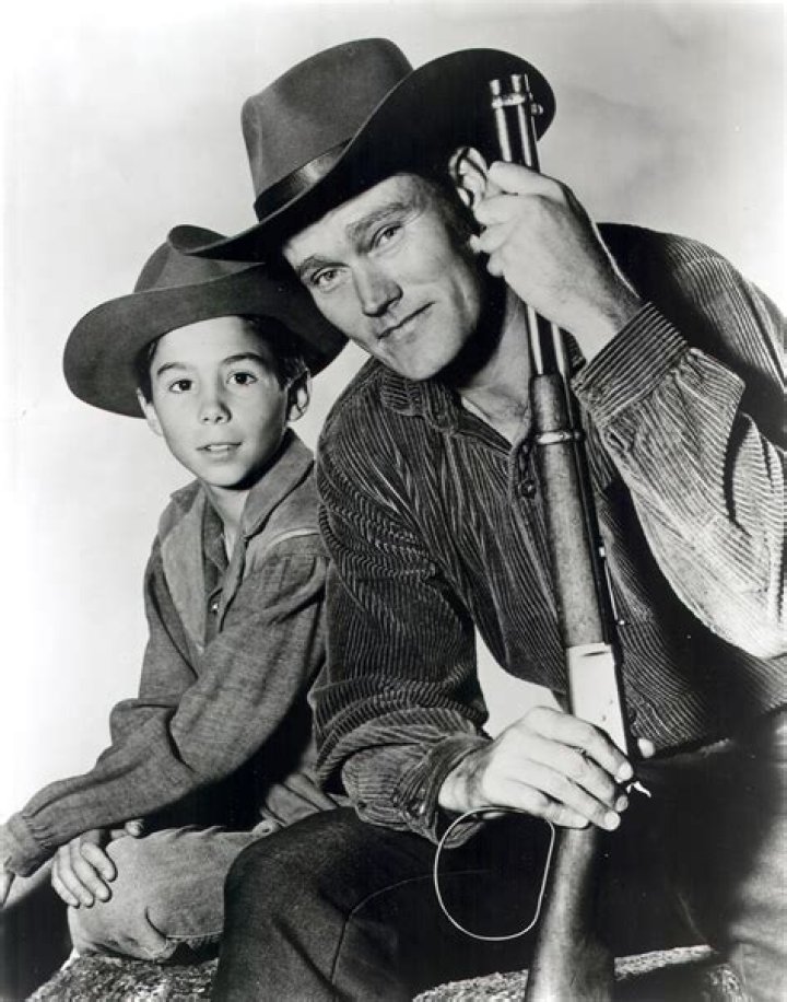 Child actor Johnny Crawford of 'Rifleman' fame dead at 75