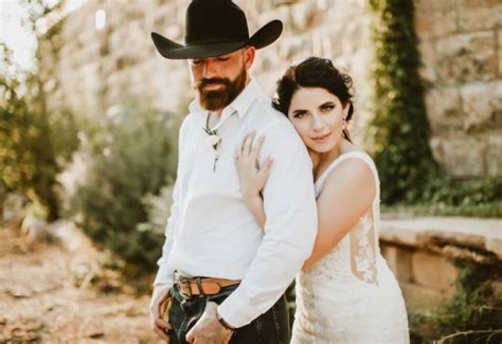 Chris Nunez Girlfriend