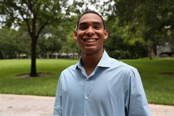 Christian Lozano Leaves a Legacy Miami High News