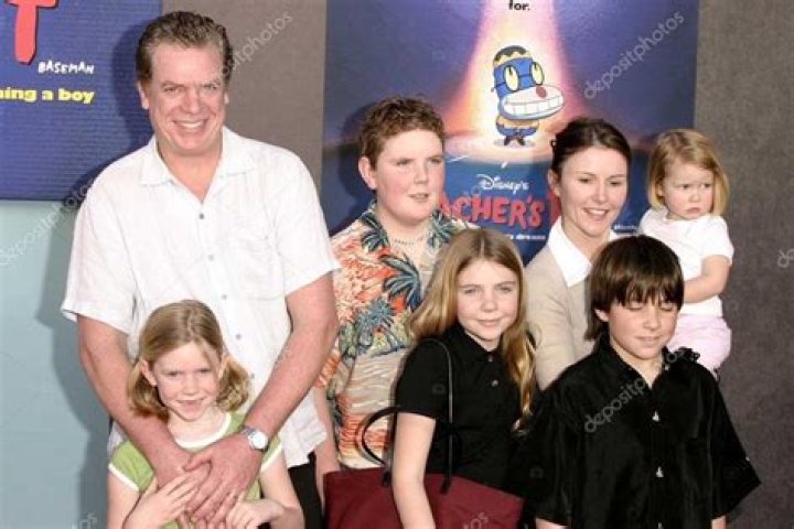 Christopher McDonald, his wife Lupe and children Stock Editorial