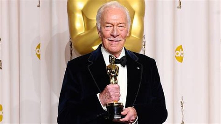 Christopher Plummer won an Oscar for playing a gay dad in 'Beginners'