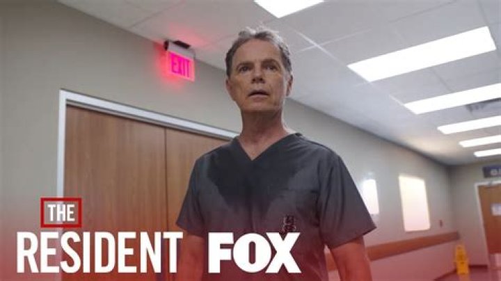 Claire Reprimands Dr. Bell Season 1 Ep. 11 THE RESIDENT YouTube