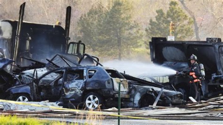 Colorado Highway Crash At Least 4 People Killed In Fiery 28Vehicle