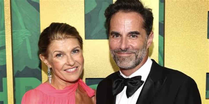 Connie Britton And Her Twin Sister Cynthia Are Not Very Alike