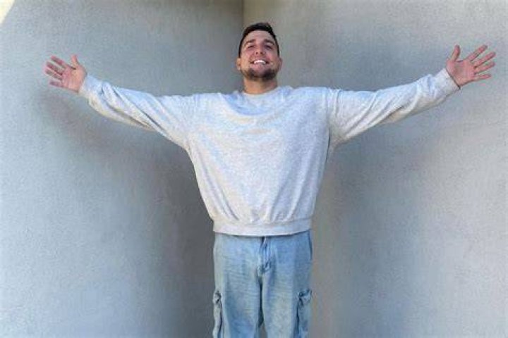 Corey Scherer (Dancer) Wiki, Bio, Age, Height, Weight, Girlfriend, Net