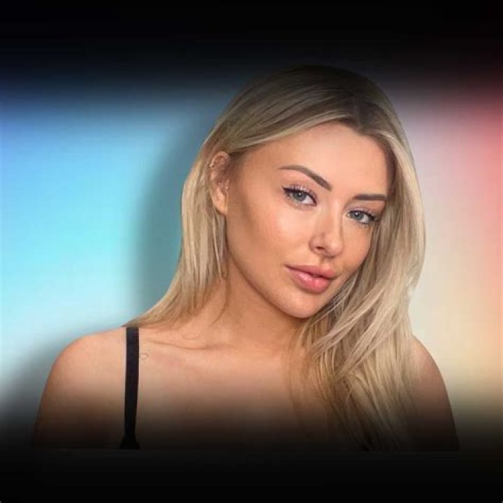 Corinna Kopf Age, Bio, Birthday, Family, Net Worth National Today