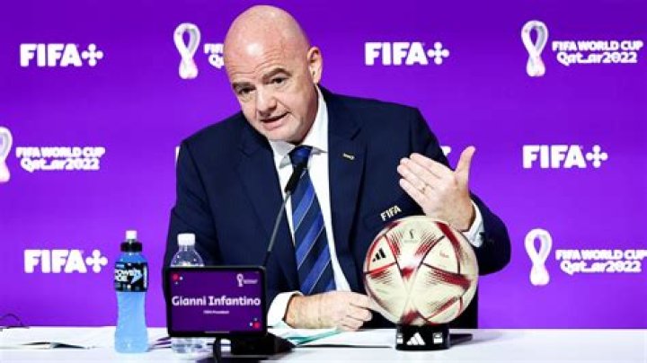 Coupe du monde 2022 Gianni Infantino et le Qatar, une complicit&eacute; et
