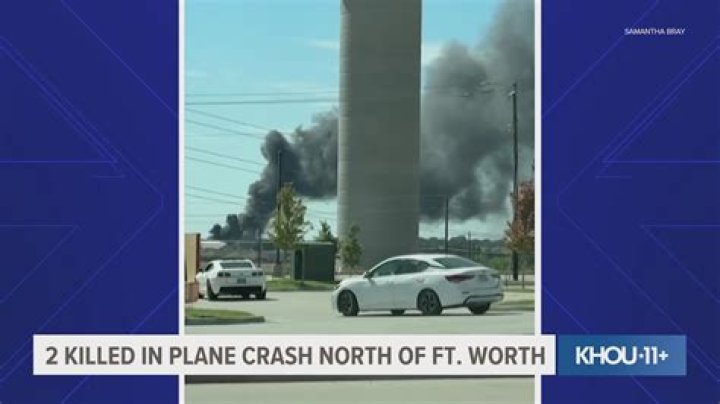 Crash north of Fort Wayne kills football player, injures another hours