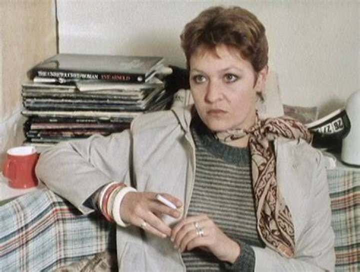 cult film freak ANNA NYGH LIGHTS UP THE FINAL 'THE SWEENEY JACK OR KNAVE'