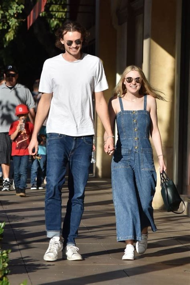 Dakota Fanning and Boyfriend Jamie Strachan Out in LA &bull; CelebMafia