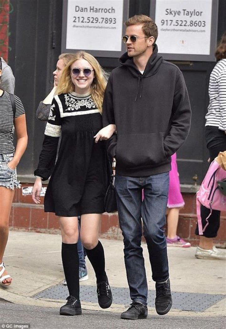 Dakota Fanning steps out in style with boyfriend Henry Frye Daily