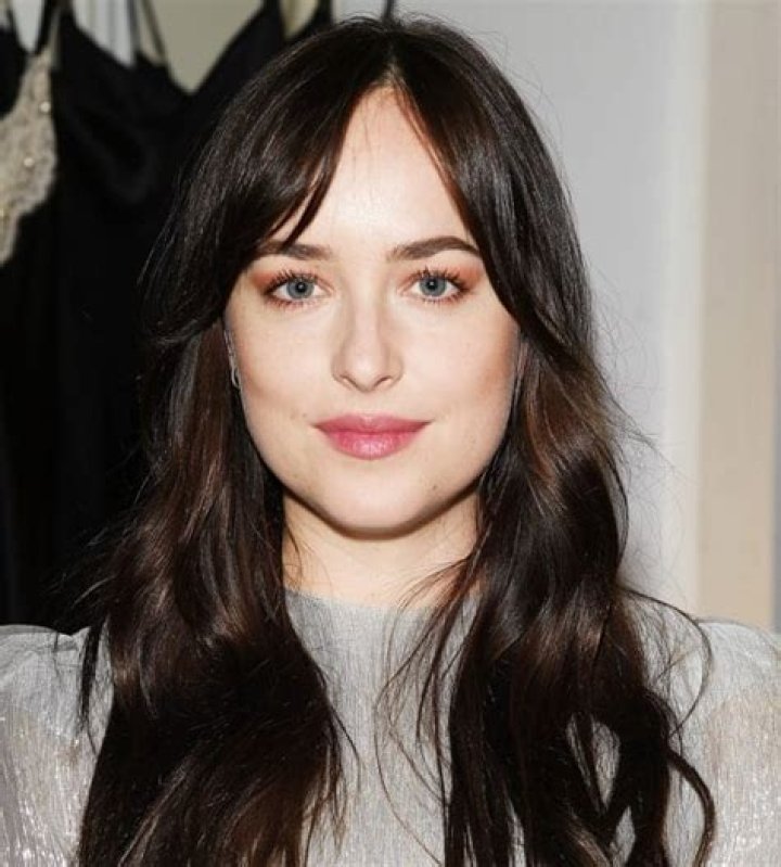 Dakota Johnson Bio, Age, Family, Husband, Movies, Instagram, Net worth
