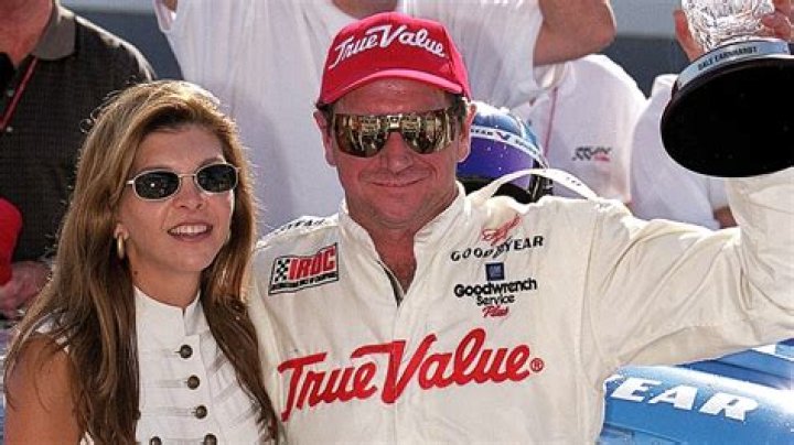 Dale Sr daughter, Taylor Nascar race cars, Nascar racing, Taylor