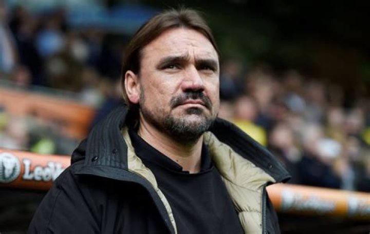 Daniel Farke flies into England to take Leeds head coach job