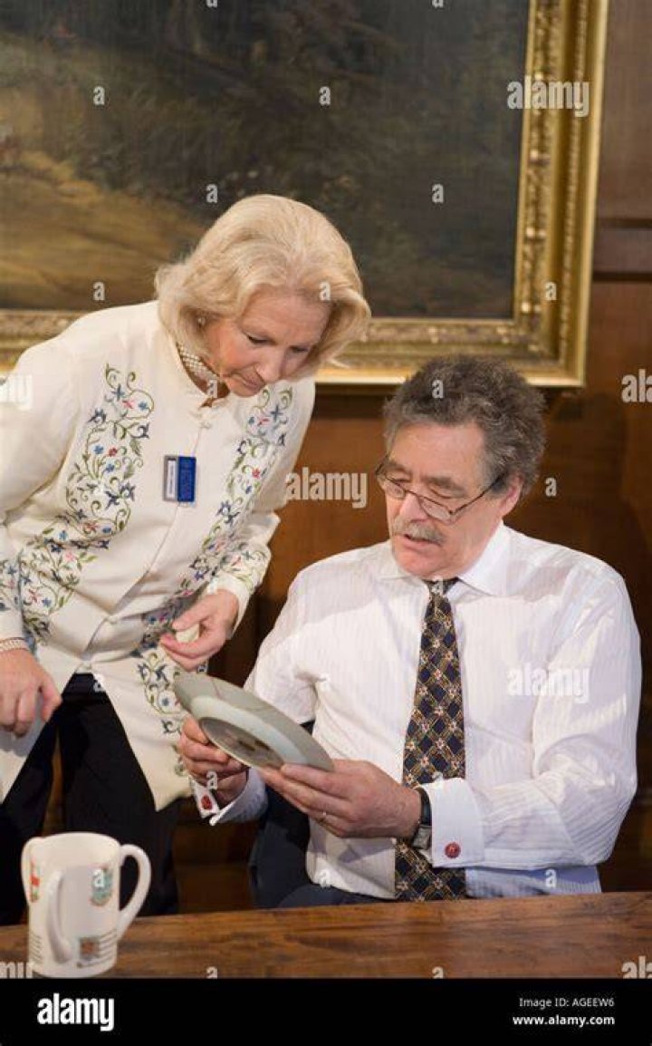 David Battie Antiques Roadshow Wife Age Wiki and Illness Explained