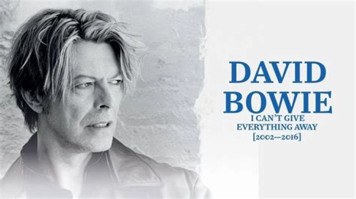 David Bowie, le &laquo; gay &raquo; du glam rock