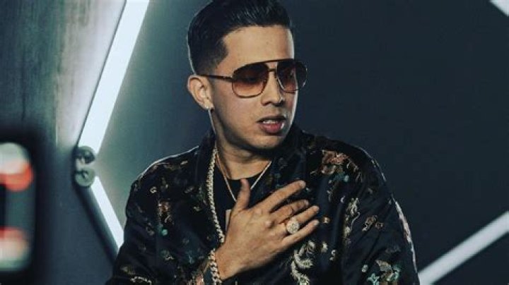 De la Ghetto (Biografía) Frequencia Urbana