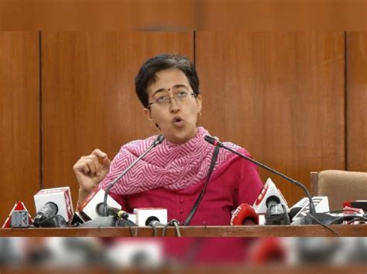 Delhi Education Minister Atishi interacts with budding entrepreneurs
