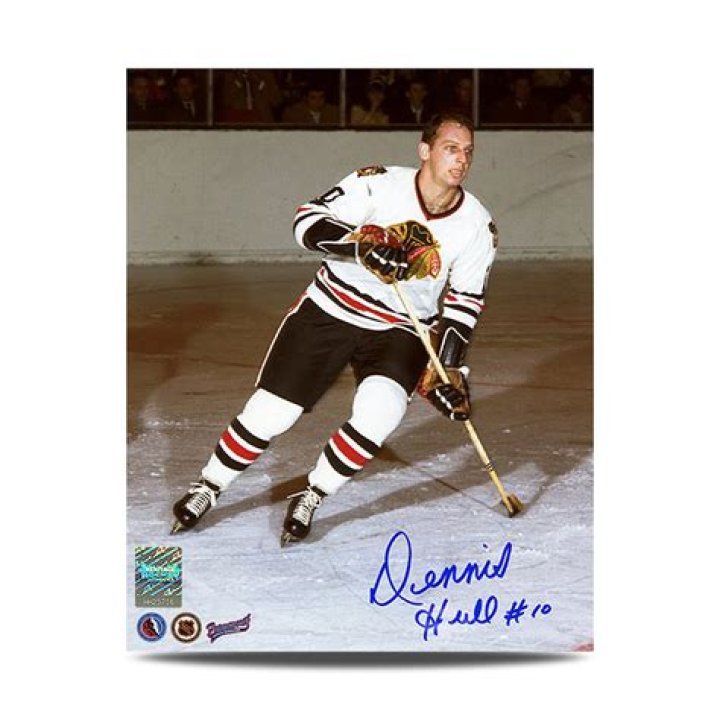 Dennis Hull Hockey Photo Signed Chicago Blackhawks 8x10