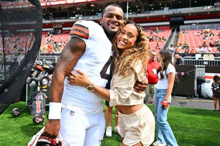 Deshaun Watson snubbed by wife of Texans owner in Houston return News