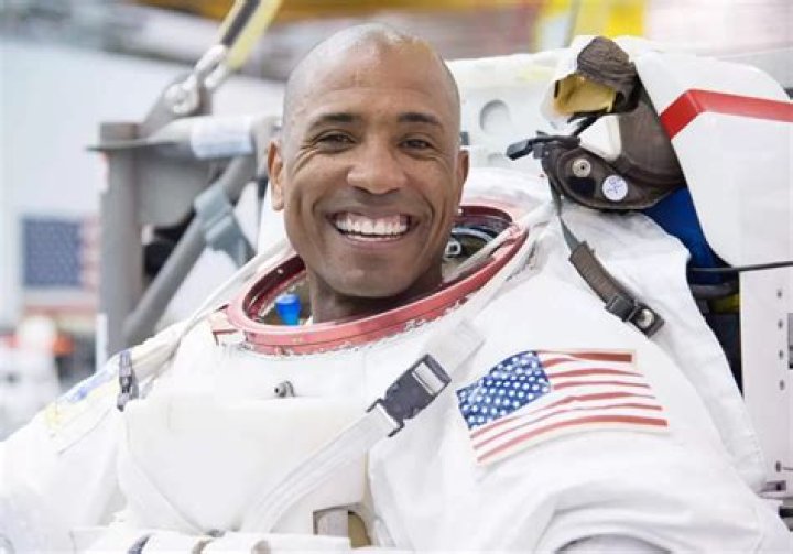 Dionna Odom Glover Meet Astronaut Victor Glover Wife And Family
