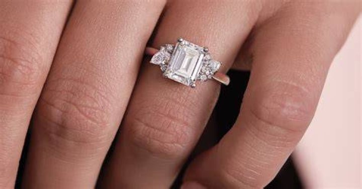 Disappointed with your Engagement Ring? 5 Ways to Handle It