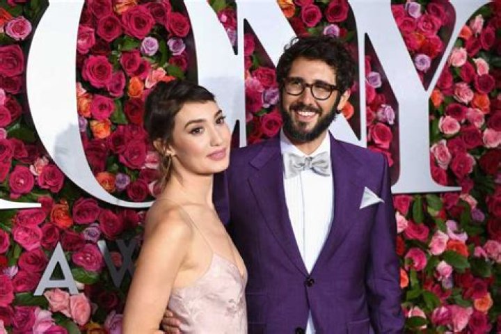Does Josh Groban Have A Wife? His Love Life Revealed Hollywood Life