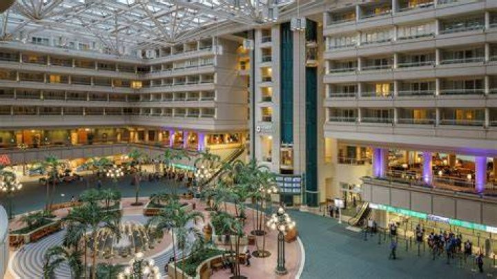 Does Orlando International Airport Have Sleeping Pods? MCO Nap Pod