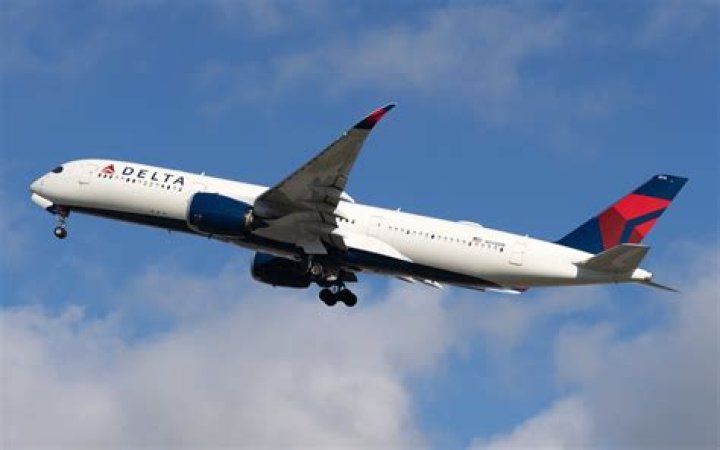 DosyaDelta Air Lines B767332ER N394DL.jpg Vikipedi
