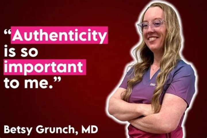 Dr. Betsy Grunch Husband, Net Worth Salary, Age【 LadySpineDoc