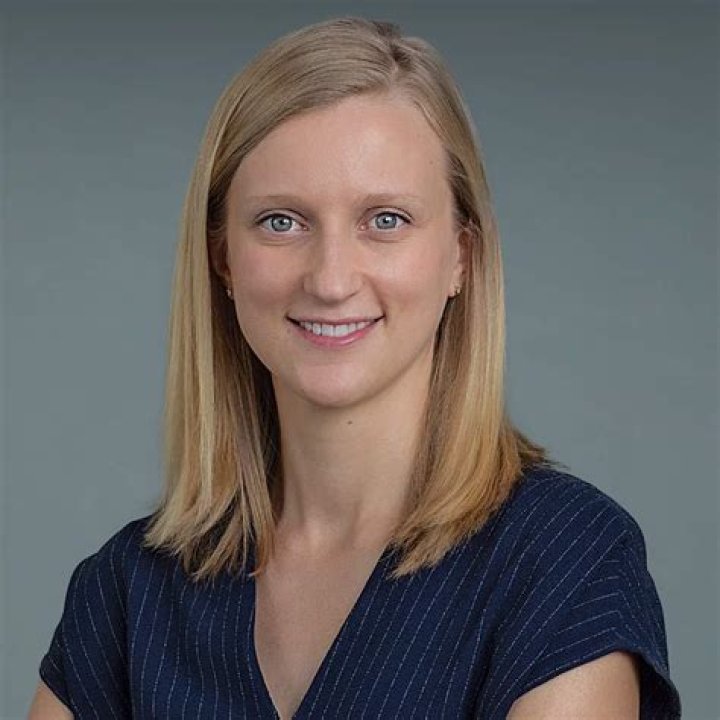 Dr. Lauren Stewart, MD, Female Pelvic Medicine and Reconstructive